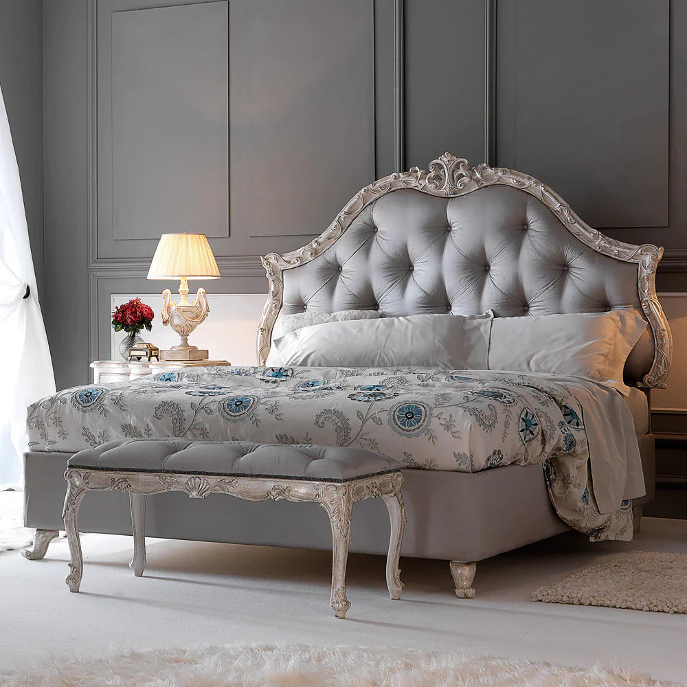 Classic Designer Carved Bed for Luxury Bedrooms