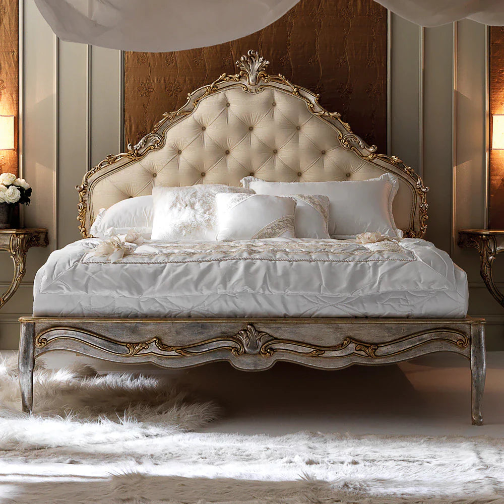 Antique Style Royal Carved Wooden Bed Design