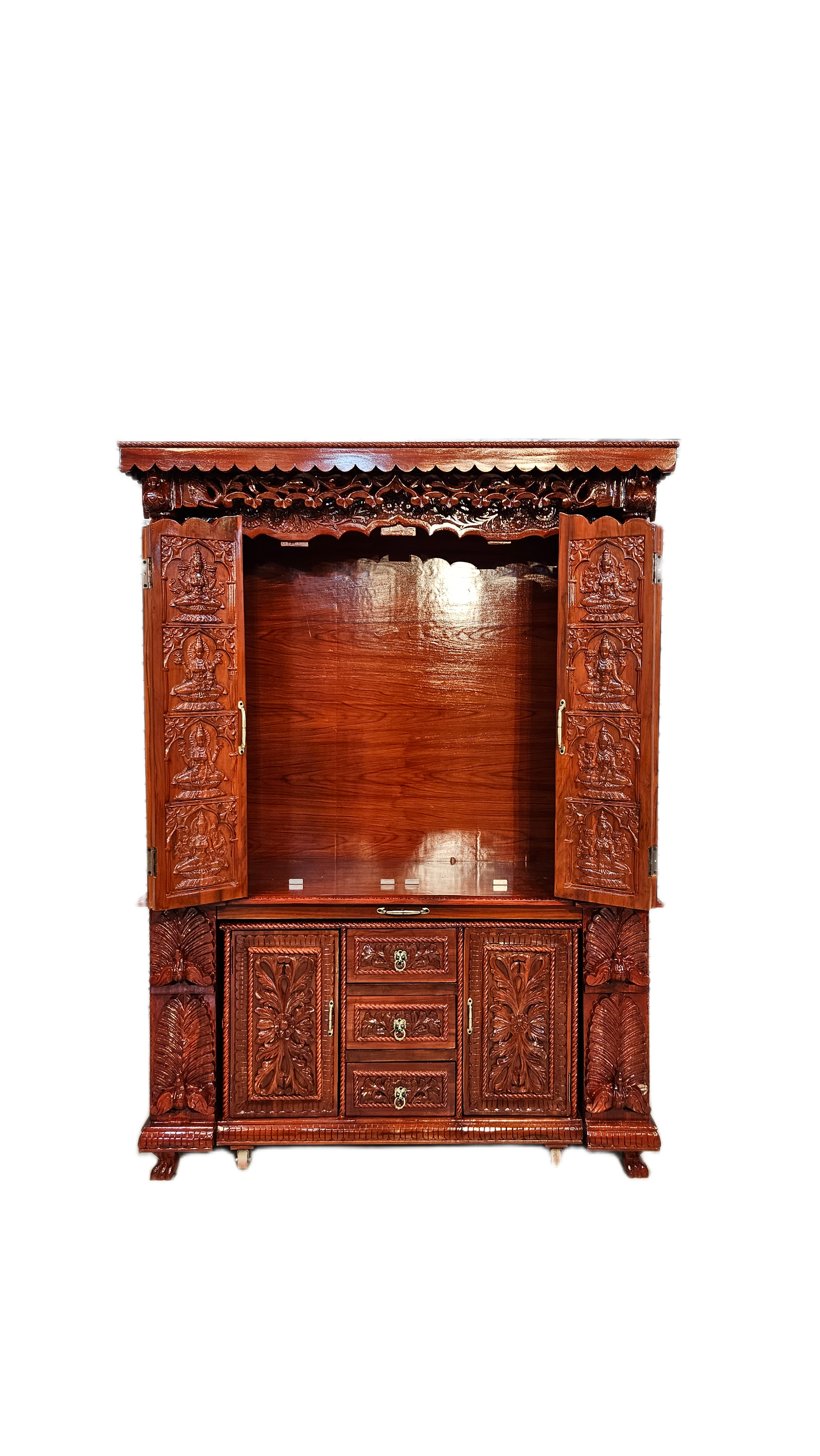 Luxury Wooden Temple with Spacious Prayer Area - Image 2